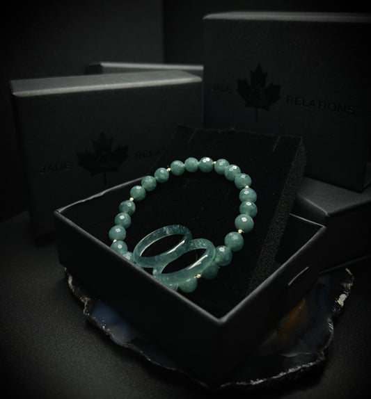 jade bracelet